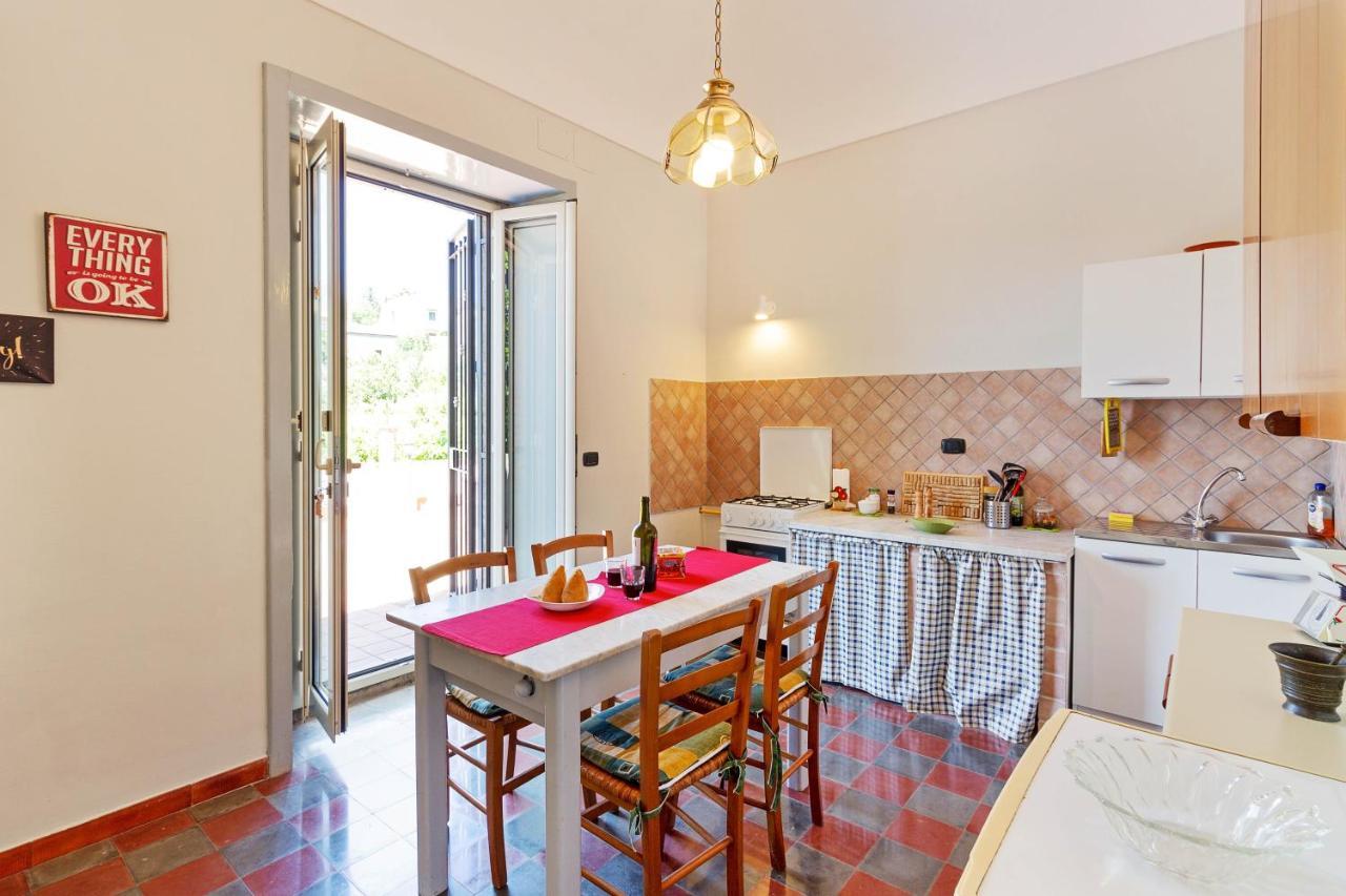 Malicodia Villa Santa Maria di Licodia Exteriör bild